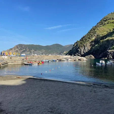 Sotto Il Castello Di - Genovainrelax Appartement